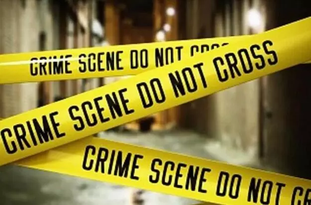 मेला देखने गये किशोर का मर्डर- हाथ पैर बांध दुकान की छत पर फेंका मेला देखने गये किशोर का मर्डर- हाथ पैर बांध दुकान की छत पर फेंका