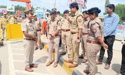 कांवड़ यात्रा 2025- DM व SSP ने बॉर्डर पर कांवड़ियों का किया स्वागत