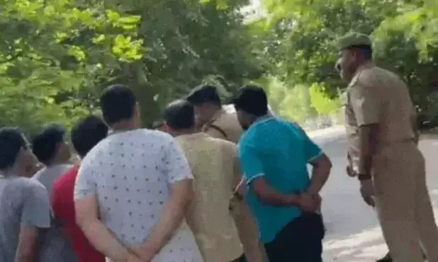 आईफोन के लिए दसवीं के छात्र बने लुटेरे- व्यापारी के 10 लाख की चेन..