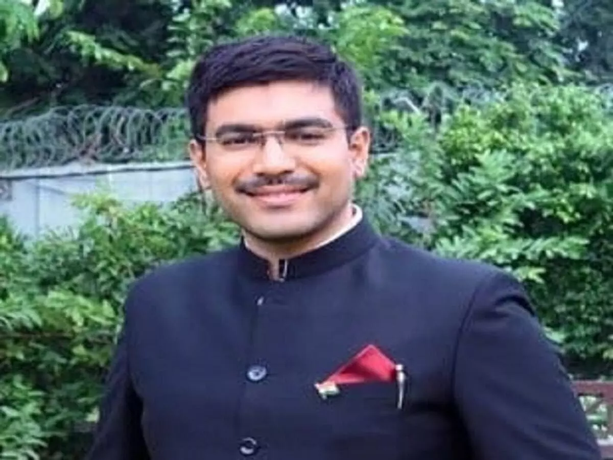 त्रिस्तरीय पंचायत चुनाव की मतदाता सूची का पुनर्रीक्षण कार्य शुरू त्रिस्तरीय पंचायत चुनाव की मतदाता सूची का पुनर्रीक्षण कार्य शुरू