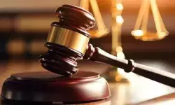 पोस्ट को लेकर सोशल मीडिया इन्फ्लुएंसर में घमासान- कर दी कुटाई पोस्ट को लेकर सोशल मीडिया इन्फ्लुएंसर में घमासान- कर दी कुटाई