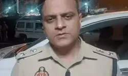 गजब का कारनामा करने वाले चौकी इंचार्ज व 5 पुलिसकर्मी लाइन हाजिर गजब का कारनामा करने वाले चौकी इंचार्ज व 5 पुलिसकर्मी लाइन हाजिर