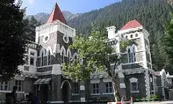 उच्च न्यायालय ने मतदाता सूची के मामले में चुनाव आयुक्त से मांगा जवाब उच्च न्यायालय ने मतदाता सूची के मामले में चुनाव आयुक्त से मांगा जवाब