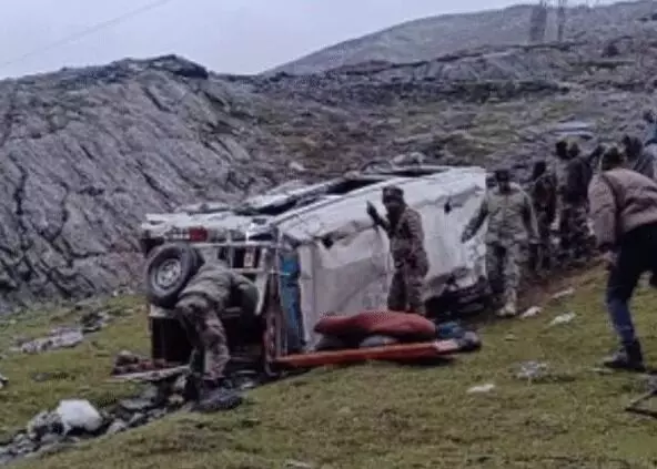 कारगिल में बड़ा हादसा-खाई में गिरी यात्रियों से भरी बस-कई लोगों की..