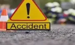 भिड़ंत के बाद नहर में गिरी कार एवं बाईक- सात लोगों की जान जाने से..