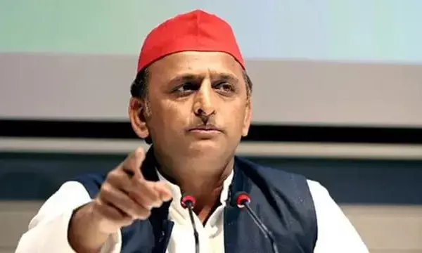 अखिलेश का योगी पर तंज- कुछ लोगों का बूथ पर उतर जायेगा भूत