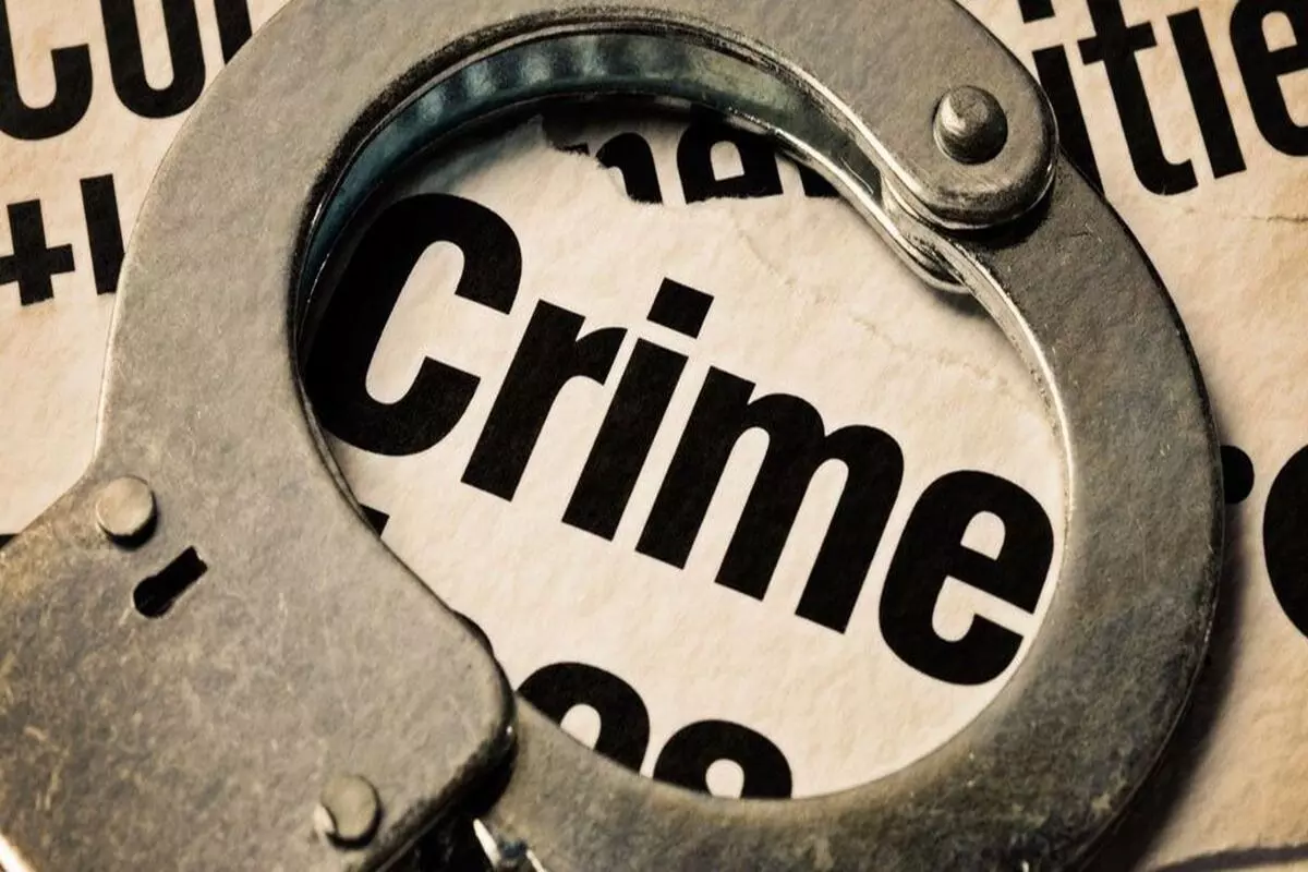 ताला तोड़कर चोरों ने रायफल और कारतूसों पर हाथ किया साफ ताला तोड़कर चोरों ने रायफल और कारतूसों पर हाथ किया साफ