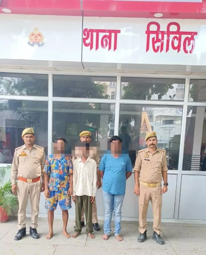 कांवड़ियों को गांजे की बिक्री- 3 सप्लायर गिरफ्तार- गांजे के साथ नगदी.. कांवड़ियों को गांजे की बिक्री- 3 सप्लायर गिरफ्तार- गांजे के साथ नगदी..