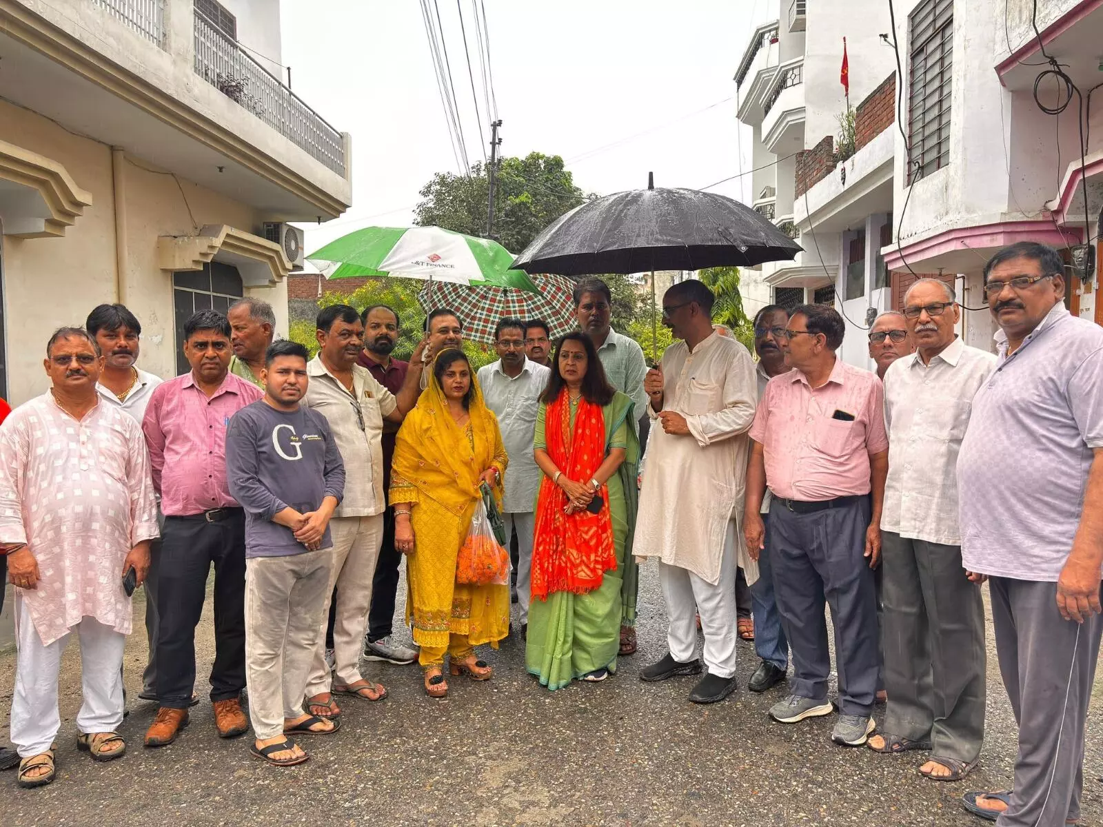 पेयजल संकट से जूझ रहे नागरिको को सौगात- शुरू कराया नलकूप निर्माण