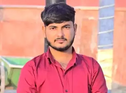 कांवड़ियों की ट्रैक्टर ट्राली की टक्कर से बाइक सवार की मौत- रोके.... कांवड़ियों की ट्रैक्टर ट्राली की टक्कर से बाइक सवार की मौत- रोके....