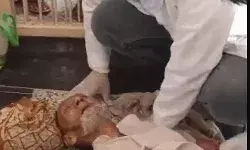 डॉक्टर ने ऐसे बचा ली बुजुर्ग की जाती हुई जान- टीबी चेस्ट वार्ड में.... डॉक्टर ने ऐसे बचा ली बुजुर्ग की जाती हुई जान- टीबी चेस्ट वार्ड में....