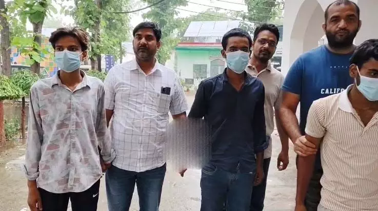 48 घंटे में ही खुलासा- प्रेम प्रसंग में की गई थी अनुज की हत्या 48 घंटे में ही खुलासा- प्रेम प्रसंग में की गई थी अनुज की हत्या