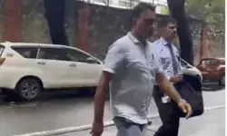 3000 करोड़ के लोन फ्रॉड का मामला- अनिल अंबानी की कंपनियों पर रेड 3000 करोड़ के लोन फ्रॉड का मामला- अनिल अंबानी की कंपनियों पर रेड