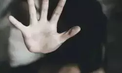 स्कूल में 4 साल की बच्ची से रेप-आईसीयू में भर्ती छात्रा का चल रहा इलाज स्कूल में 4 साल की बच्ची से रेप-आईसीयू में भर्ती छात्रा का चल रहा इलाज