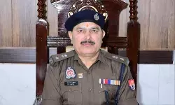 खाकी के लिये छोड़ी नौकरियां- बदमाशों पर आफत बनकर टूटे IPS रामसेवक खाकी के लिये छोड़ी नौकरियां- बदमाशों पर आफत बनकर टूटे IPS रामसेवक