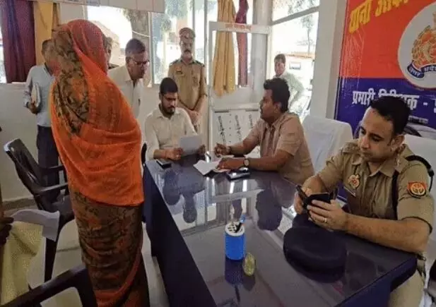 समाधान दिवस में कानूनगो की लगी क्लास- बोले जिलाधिकारी..