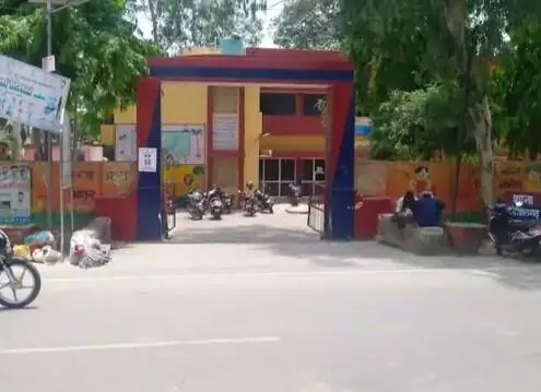 फेरी लगाकर कपड़ा बेचने आए युवक का मर्डर- कमर और सिर में मारी गोली फेरी लगाकर कपड़ा बेचने आए युवक का मर्डर- कमर और सिर में मारी गोली