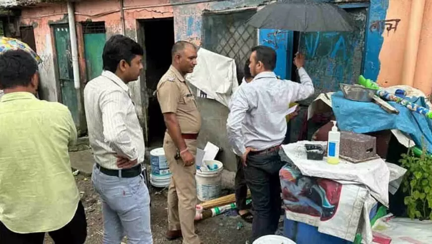 गैस रिसाव के बाद LPG सिलेंडर में ब्लॉस्ट- 3 बच्चों समेत पांच लोग.. गैस रिसाव के बाद LPG सिलेंडर में ब्लॉस्ट- 3 बच्चों समेत पांच लोग..