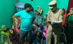 अवैध कब्जा हटने से आहत BJP नेता का भाई मकान की छत से कूदा अवैध कब्जा हटने से आहत BJP नेता का भाई मकान की छत से कूदा