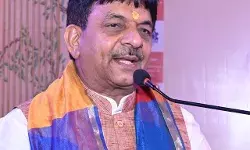 व्यापारियों का शोषण किसी भी कीमत पर नहीं होगा बर्दाश्त- मंत्री कपिलदेव व्यापारियों का शोषण किसी भी कीमत पर नहीं होगा बर्दाश्त- मंत्री कपिलदेव