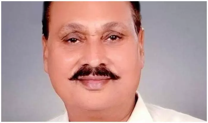 सपा विधायक रमाकांत यादव आचार संहिता के उल्लंघन के आरोप से हुए बरी सपा विधायक रमाकांत यादव आचार संहिता के उल्लंघन के आरोप से हुए बरी