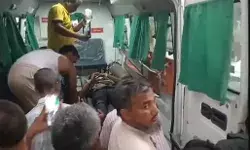 चाइनीज मांझे से कटा युवक का गला- गंभीर हालत में हायर सेंटर रेफर चाइनीज मांझे से कटा युवक का गला- गंभीर हालत में हायर सेंटर रेफर