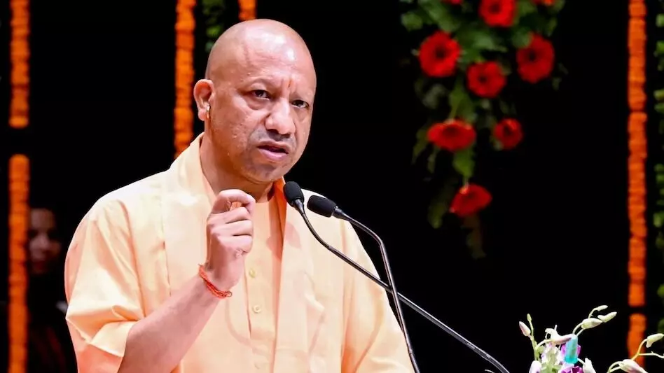 यादव - मुस्लिम से हटवाएं कब्जे का आदेश देने वाले को CM ने किया सस्पेंड यादव - मुस्लिम से हटवाएं कब्जे का आदेश देने वाले को CM ने किया सस्पेंड