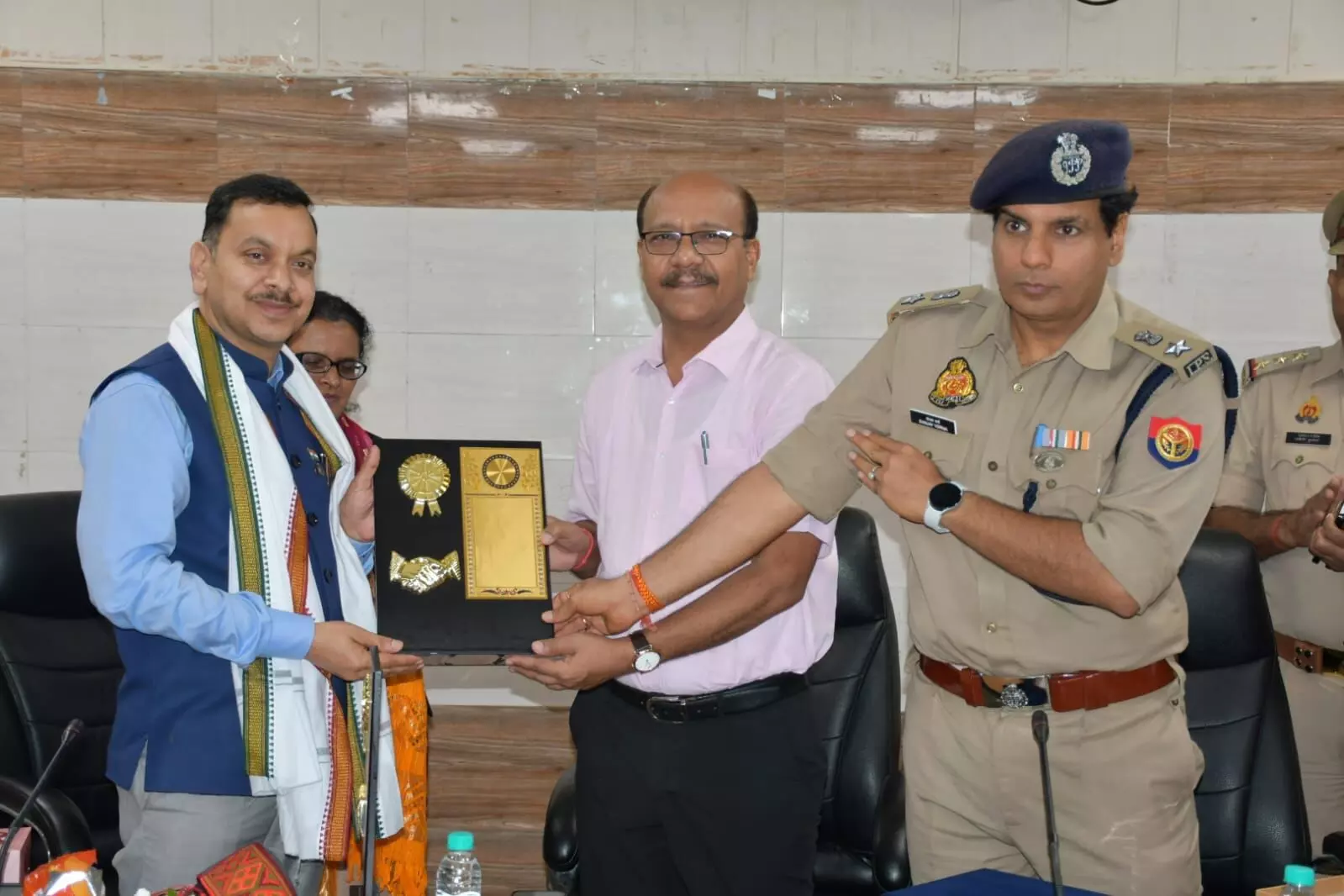 श्रीलंका की यह टीम पहुंची मुजफ्फरनगर - DM - SSP ने इसलिए किया स्वागत