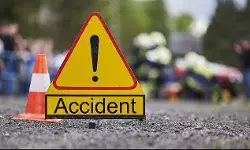 सड़क दुर्घटना में आठ लोगों की हुई मौत- इतने हुए घायल सड़क दुर्घटना में आठ लोगों की हुई मौत- इतने हुए घायल