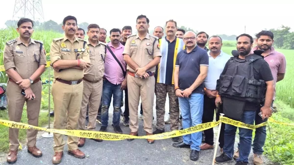 पत्रकार मर्डर कांड- एक एक लाख के इनामी दो शूटर भाई ढेर- STF..... पत्रकार मर्डर कांड- एक एक लाख के इनामी दो शूटर भाई ढेर- STF.....
