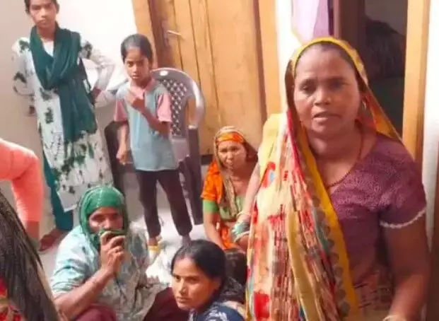 घर में सो रहे 30 साल के युवक का धारदार हथियार से काटकर मर्डर