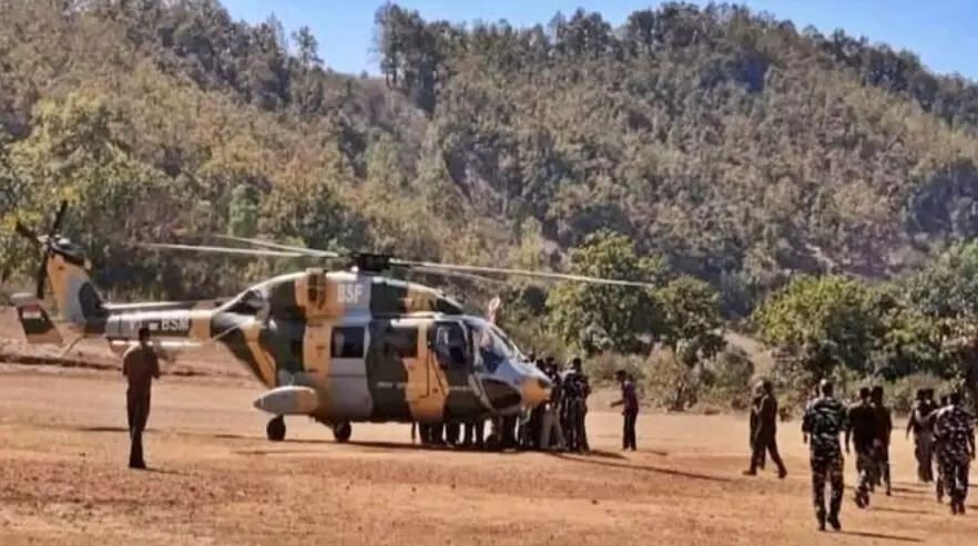 IED ब्लास्ट में सीआरपीएफ के दो जवान जख्मी- एयरलिफ्ट कर लाया जा रहा....