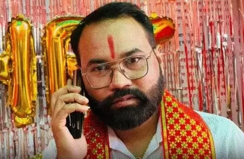 नशीली कोल्ड ड्रिंक पिलाकर LLB छात्रा से दुष्कर्म- हिंदू वाहिनी....