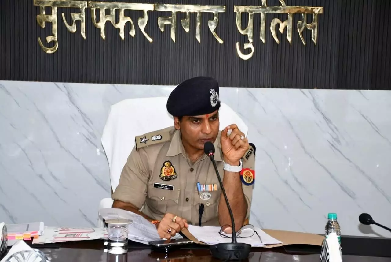 चुनौती देने वाले चोर जेल की चार दीवारों में बंद-ऐसे चला कप्तान का चाबुक