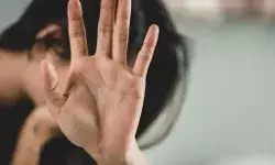 धोखे से मकान पर बुलाकर बैंक क्लर्क ने किया रेप- ऐसे हुआ था सम्पर्क