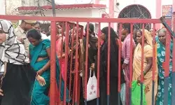 कारागार में मना राखी का पर्व- बहनों ने भाइयों से मिलकर जताया स्नेह