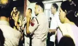 आधी रात के बाद रोहतक में पिटी यूपी पुलिस- पथराव कर तोड़ी गाड़ी