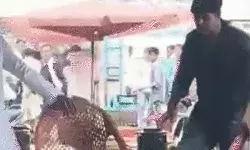 मंडी समिति की बैठक के दौरान चली गोली एक को लगी- भगदड़ में तोड़फोड़...