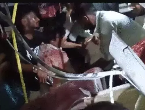 रोडवेज बस की ट्रक के साथ टक्कर-5 यात्रियों की मौत- दो दर्जन जख्मी रोडवेज बस की ट्रक के साथ टक्कर-5 यात्रियों की मौत- दो दर्जन जख्मी