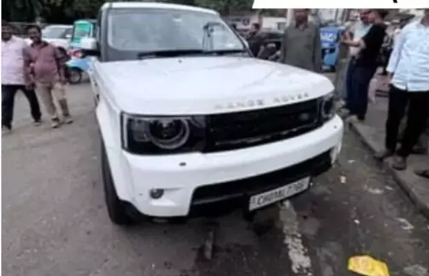 एक्शन में पुलिस-एक्टर अक्षय कुमार की गाड़ी की गई जब्त