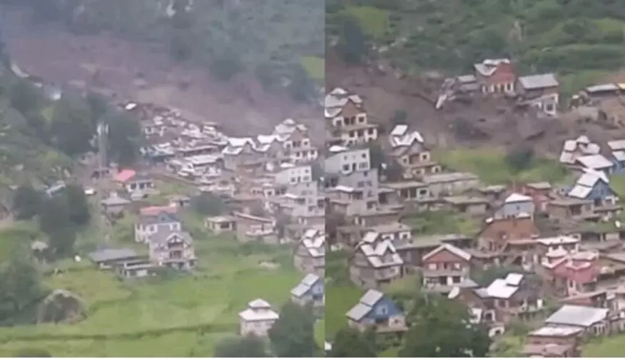 किश्तवाड़ में फटा बादल- बाढ से भयानक तबाही- 2 पुल एवं कई मकानों के.... किश्तवाड़ में फटा बादल- बाढ से भयानक तबाही- 2 पुल एवं कई मकानों के....