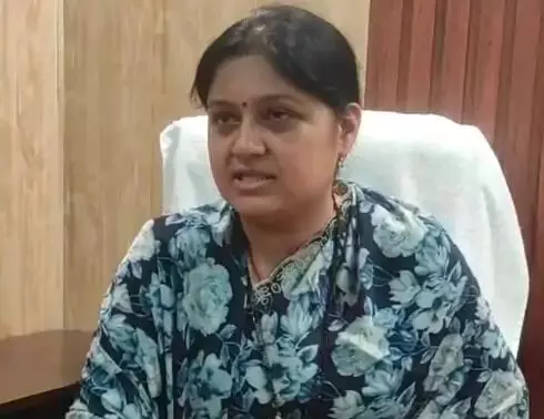 ज्ञान की खान भाजपा नेत्री की फिसली जुबान- बोली 2047 में आजाद हुआ देश ज्ञान की खान भाजपा नेत्री की फिसली जुबान- बोली 2047 में आजाद हुआ देश
