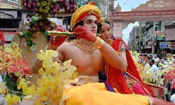 नारायणधाम में जन्माष्टमी के पहले निकली श्री कृष्ण की शाही सवारी नारायणधाम में जन्माष्टमी के पहले निकली श्री कृष्ण की शाही सवारी