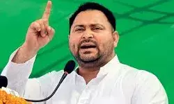 ग़रीबों के वोट के अधिकार को छीन लेगी भाजपा- तेजस्वी ग़रीबों के वोट के अधिकार को छीन लेगी भाजपा- तेजस्वी