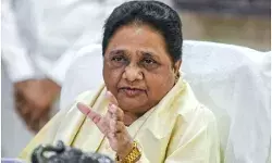 देश को आत्मनिर्भर बनाने की नीति पर ठोस कार्रवाई ज़रूरी- मायावती देश को आत्मनिर्भर बनाने की नीति पर ठोस कार्रवाई ज़रूरी- मायावती