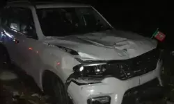 मंदिर से लौटते लोगों पर टूटा भाजपा का झंडा लगी स्कॉर्पियो का कहर