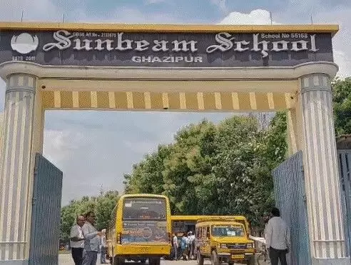 स्कूल के भीतर स्टूडेंट का मर्डर- जूनियर छात्र बैग में लेकर आया था चाकू