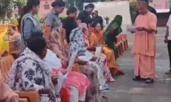 जनता दर्शन में CM ने सुनी फरियादियों की समस्याएं- दिया समाधान का भरोसा