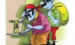 फाइनेंस कंपनी मे चोरी- मकान मालिक ही निकला लाखों की चोरी का मास्टरमाइंड