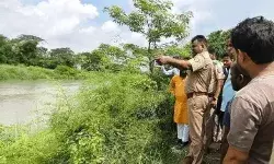 मां की बात से नाराज बेटी ने किया ऐसा काम- मच गया कोहराम मां की बात से नाराज बेटी ने किया ऐसा काम- मच गया कोहराम